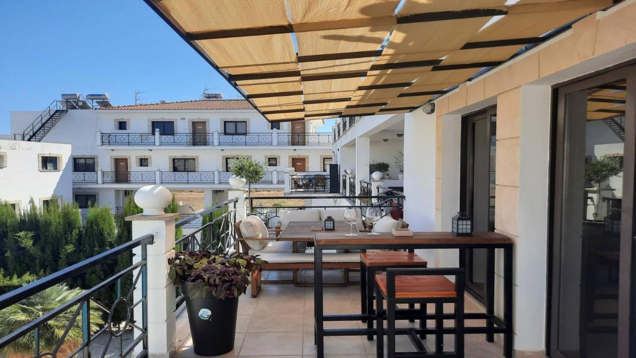 Paramount Gardens Resorts C201 Larnaka Exterior foto