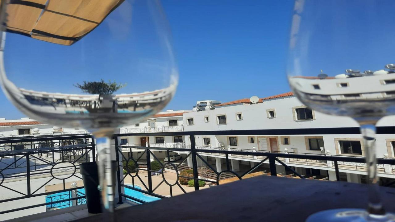 Paramount Gardens Resorts C201 Larnaka Exterior foto